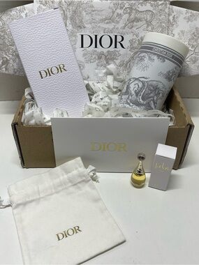 Dior VIP METAL INSULATED CUP with Bonus Mini J’adore Perfume and Pouch
